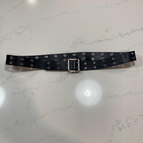 41.7” Eyelet Decor Metal Buckle Belt - Picture 1 of 2